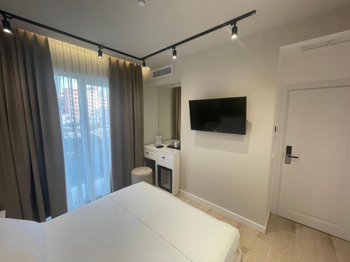 Vlorë Seaside Hotel מראה חיצוני תמונה